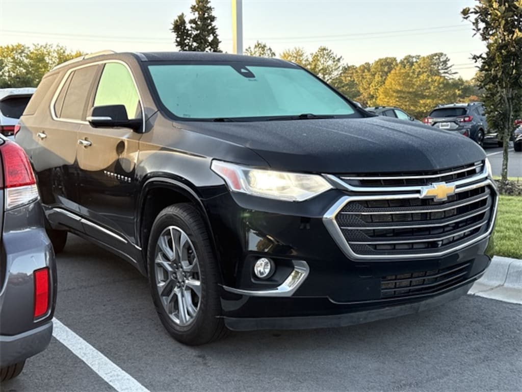 Used 2020 Chevrolet Traverse Premier SUV