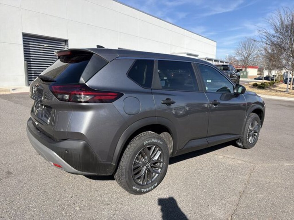 Used 2023 Nissan Rogue S SUV