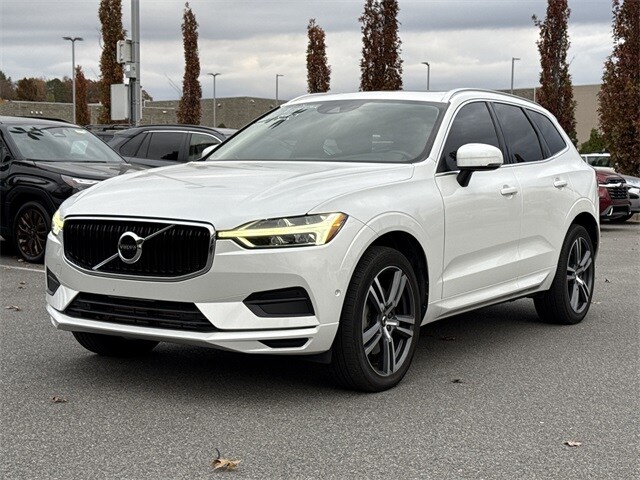 2019 Volvo XC60 T6 Momentum photo 4