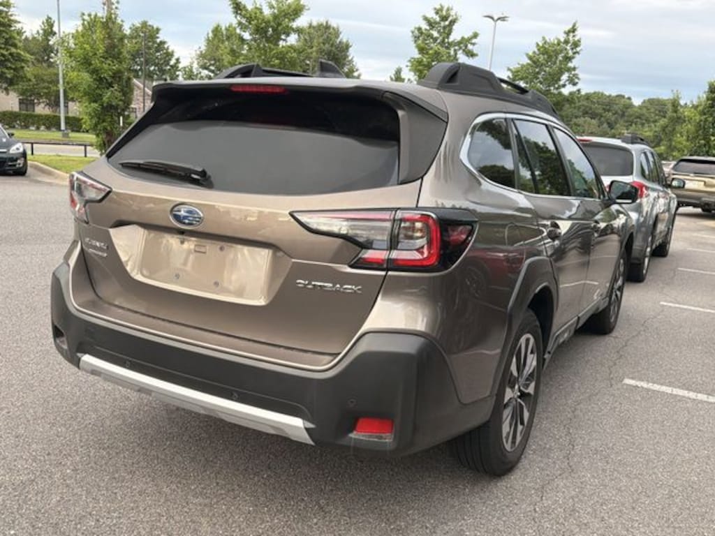 Used 2024 Subaru Outback Limited SUV