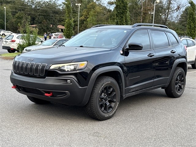 2022 Jeep Cherokee Trailhawk photo 3