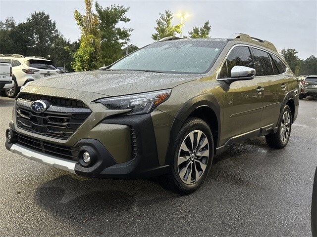 2023 Subaru Outback Touring photo 3