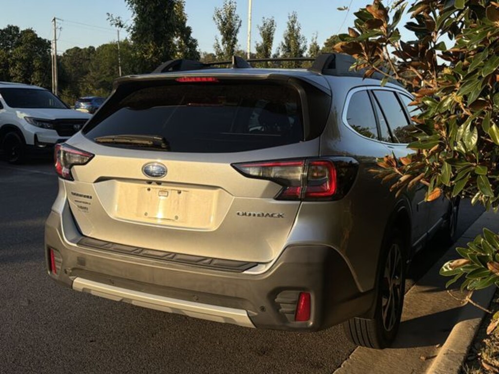Used 2020 Subaru Outback Limited SUV