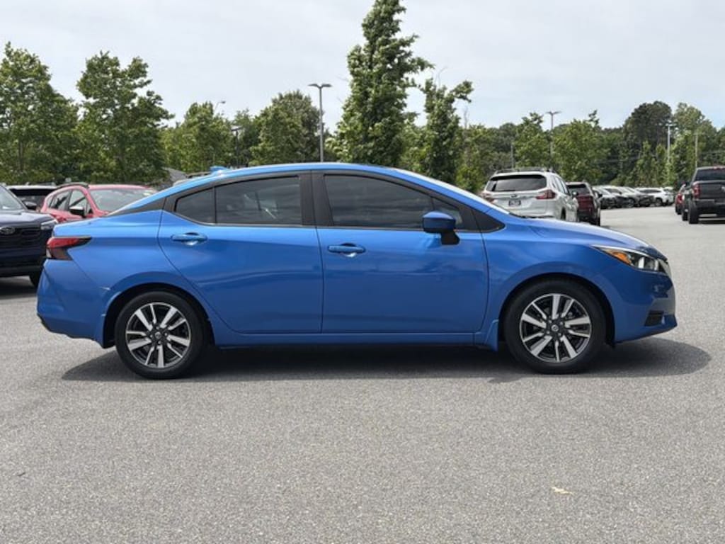 Used 2021 Nissan Versa 1.6 SV Sedan