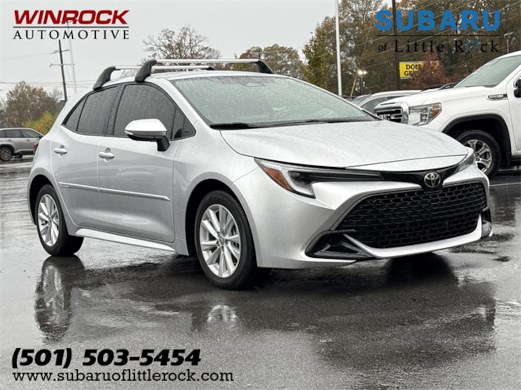 Used 2023 Toyota Corolla Hatchback SE Hatchback