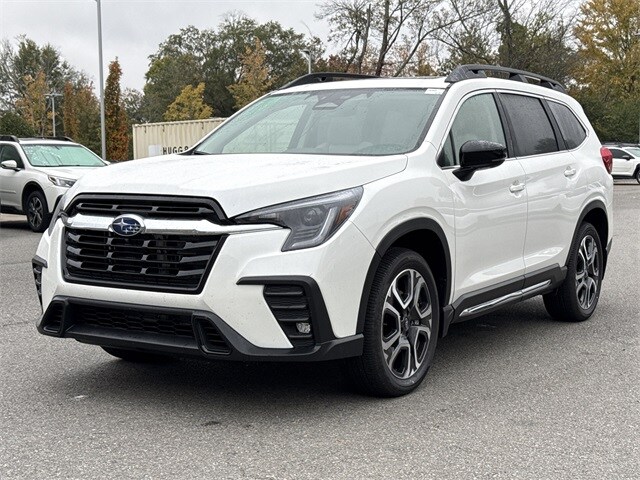 2025 Subaru Ascent Onyx Edition photo 3