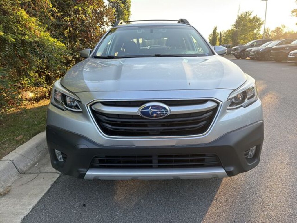 Used 2020 Subaru Outback Limited SUV