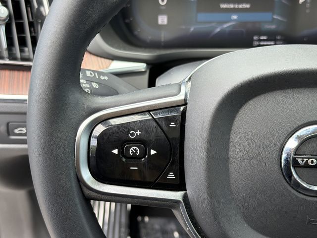 2023 Volvo XC60 Plus - Photo 19