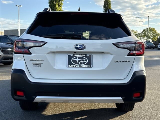 2023 Subaru Outback Limited photo 4