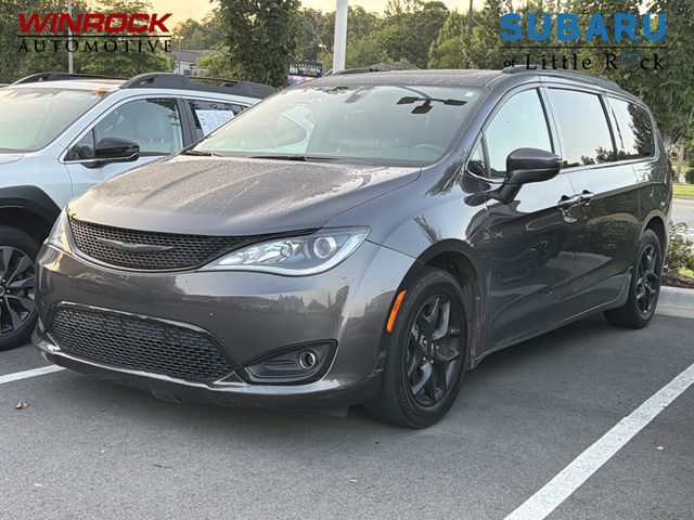 2020 Chrysler Pacifica Touring L Plus's photo