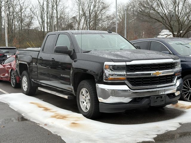 Used 2018 Chevrolet Silverado 1500 LT with VIN 1GCVKREC7JZ142432 for sale in Little Rock