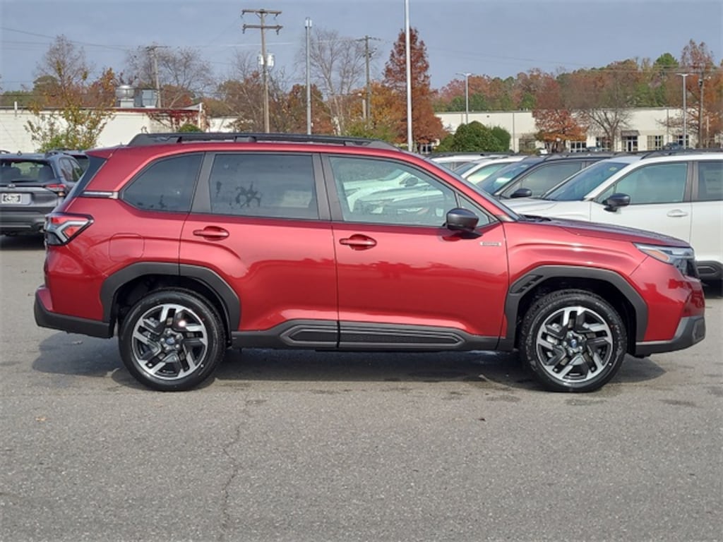 New 2025 Subaru Forester Hybrid Limited SUV