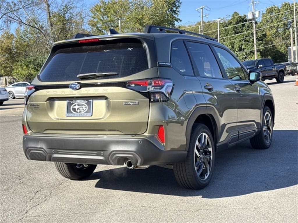 New 2025 Subaru Forester Hybrid Limited SUV