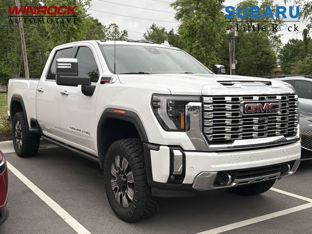 2024 GMC Sierra 4WD Crew Cab Standard Box Denali's photo
