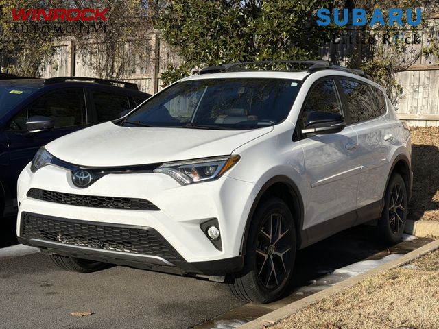 2017 Toyota RAV4 SE
