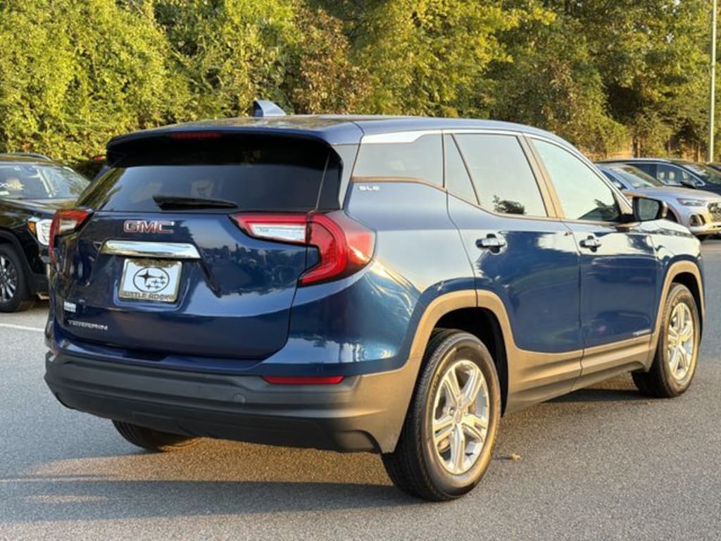 Used 2022 GMC Terrain SLE SUV