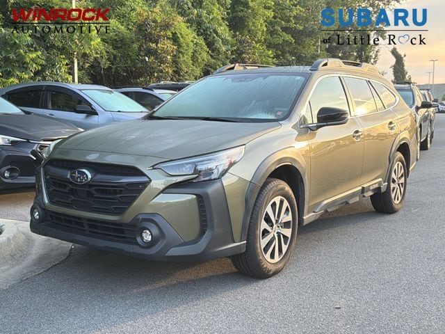 2024 Subaru Outback Premium's photo