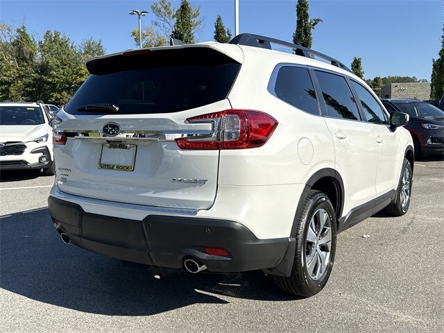 2025 Subaru Ascent Premium photo 2