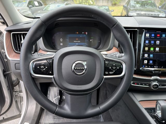 2023 Volvo XC60 Plus - Photo 18