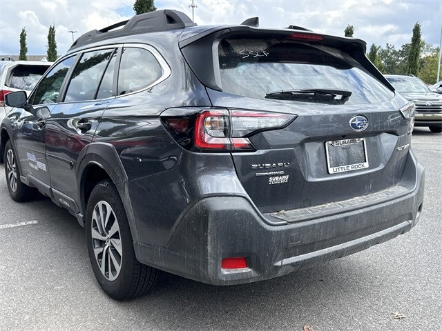 2025 Subaru Outback 2.5i photo 3