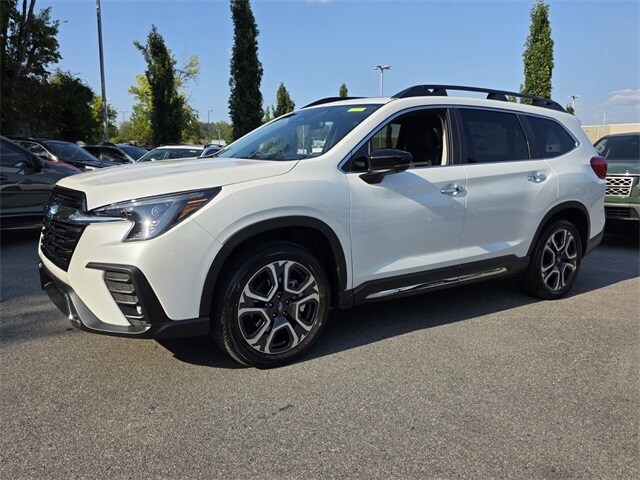 2025 Subaru Ascent Touring photo 2