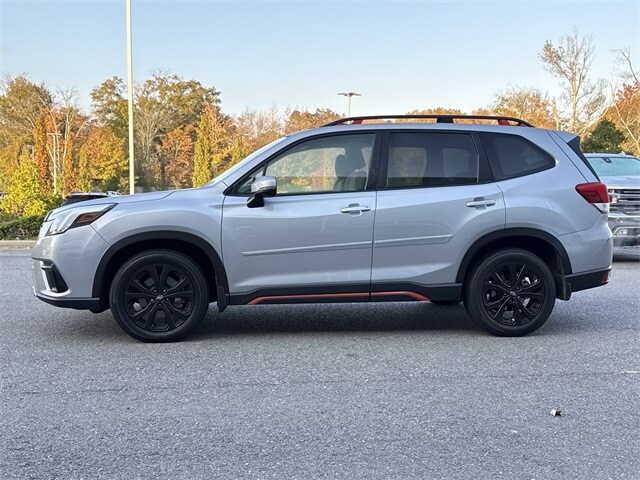 2023 Subaru Forester Sport photo 2