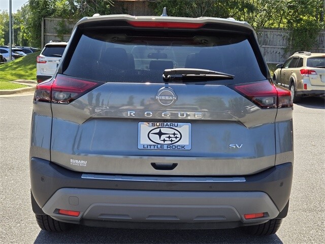 2023 Nissan Rogue SV photo 4