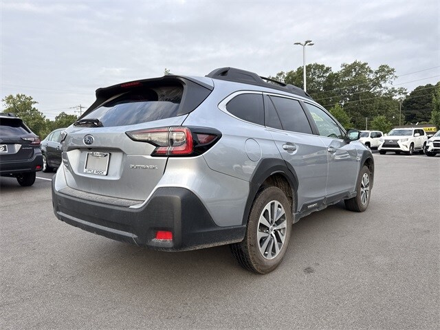 2024 Subaru Outback Premium photo 2