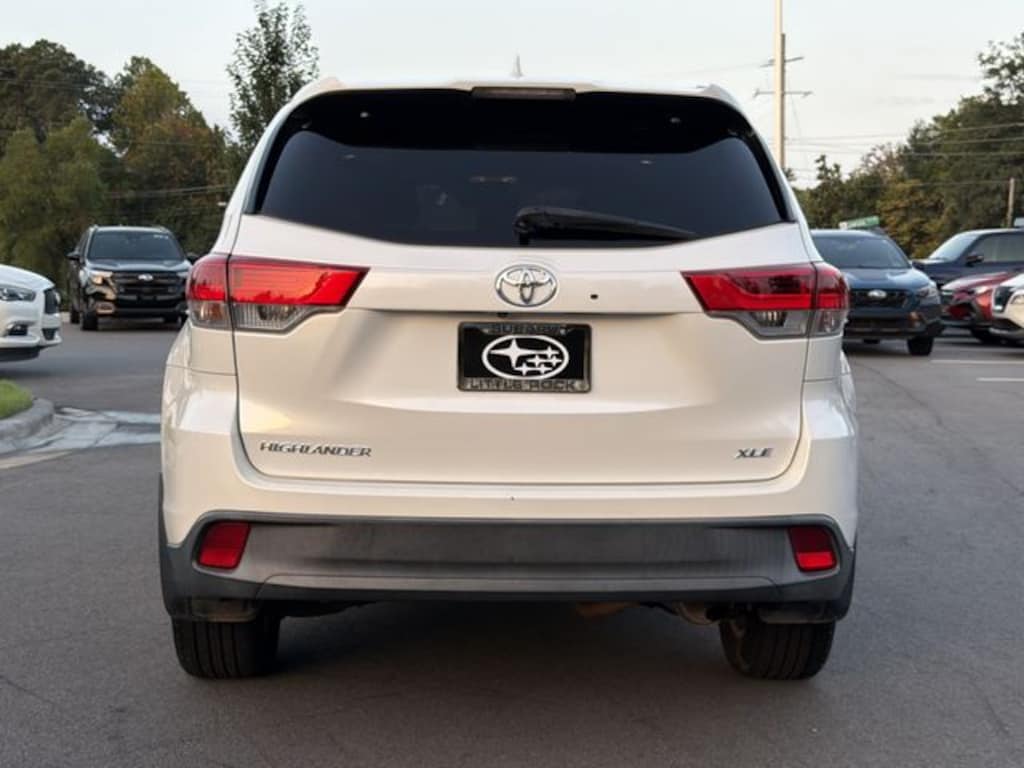Used 2018 Toyota Highlander XLE SUV