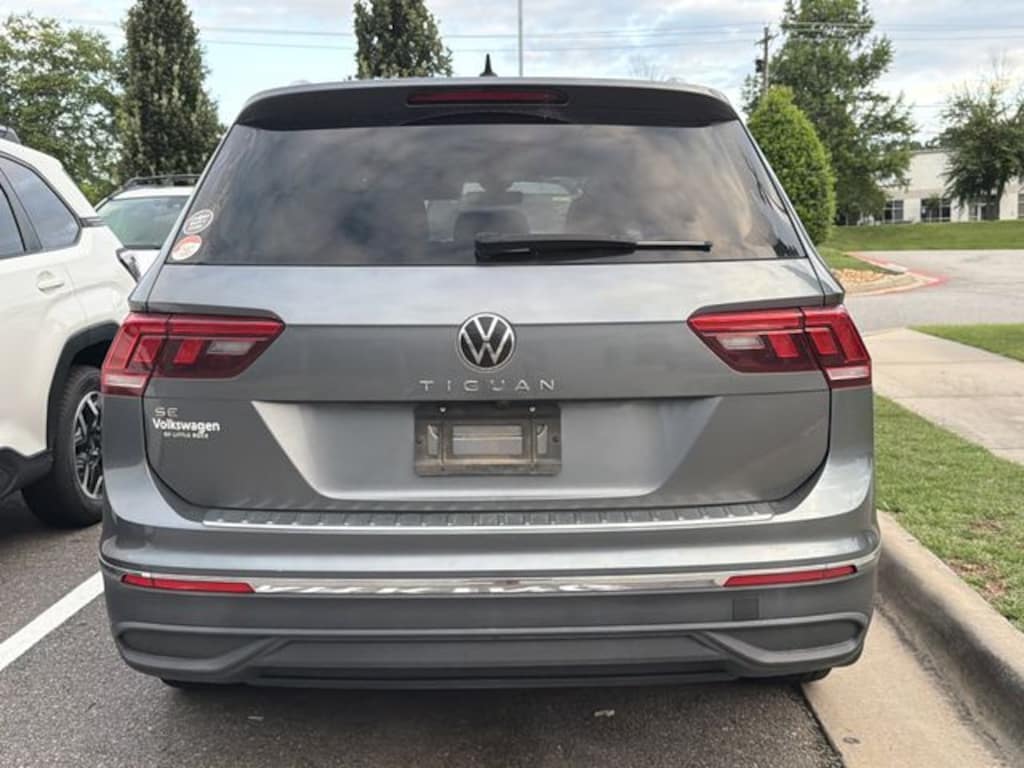 Used 2024 Volkswagen Tiguan 2.0T SE SUV