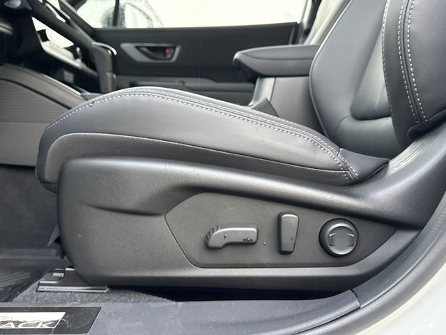 2026 Subaru Outback Limited - Photo 24