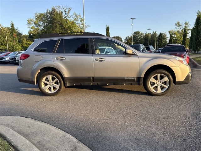 Used 2014 Subaru Outback 2.5i Premium with VIN 4S4BRCCC3E3229828 for sale in Little Rock, AR