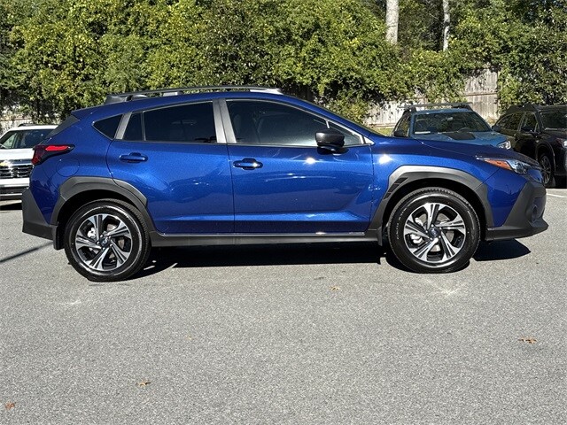 2025 Subaru Crosstrek Premium photo 2