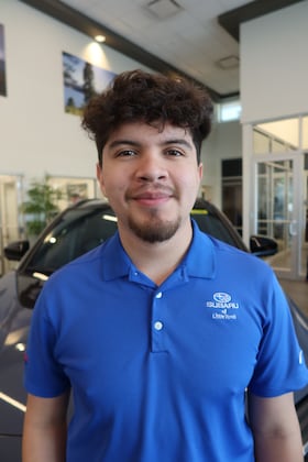 Staff member Alex Perez from 53d792e82ec8