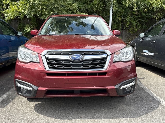2018 Subaru Forester 2.5i Premium photo 2