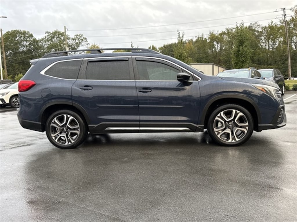 Used 2024 Subaru Ascent Limited SUV