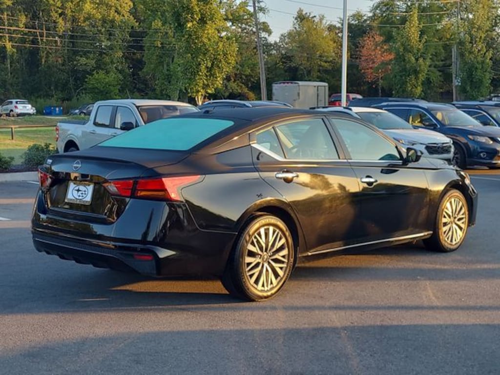 Used 2025 Nissan Altima 2.5 SV Sedan