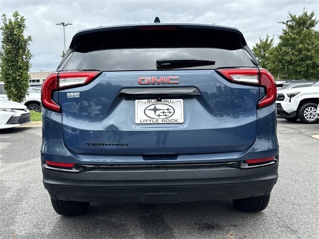 2024 Gmc Terrain SLT photo 3
