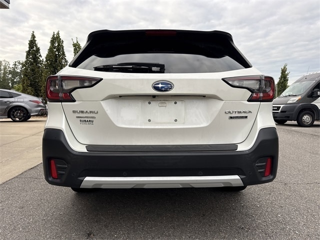 2021 Subaru Outback Touring photo 3