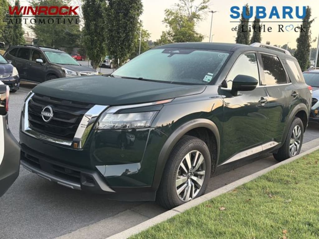 Used 2025 Nissan Pathfinder SL SUV