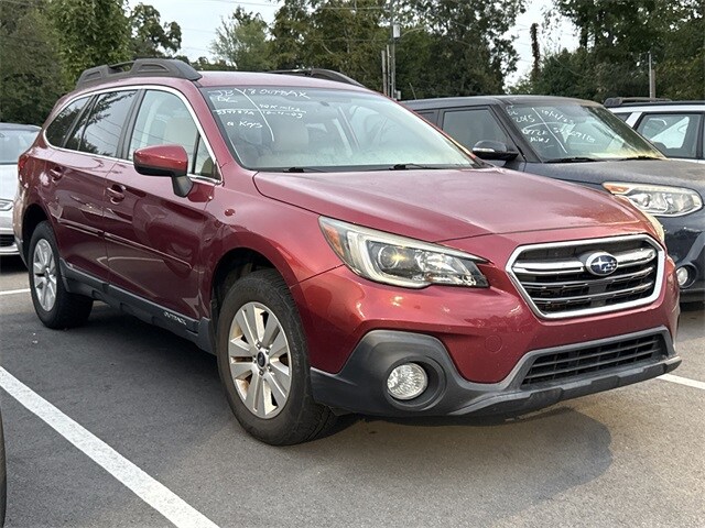 2018 Subaru Outback 2.5i Premium photo 3
