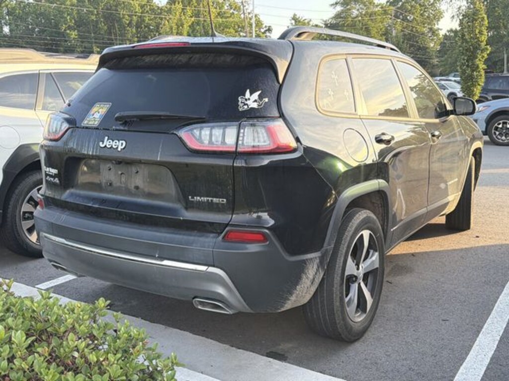 Used 2022 Jeep Cherokee Limited SUV