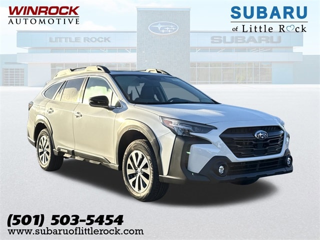 2025 Subaru Outback Premium's photo