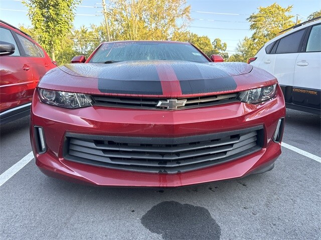 2017 Chevrolet Camaro 1LT photo 2