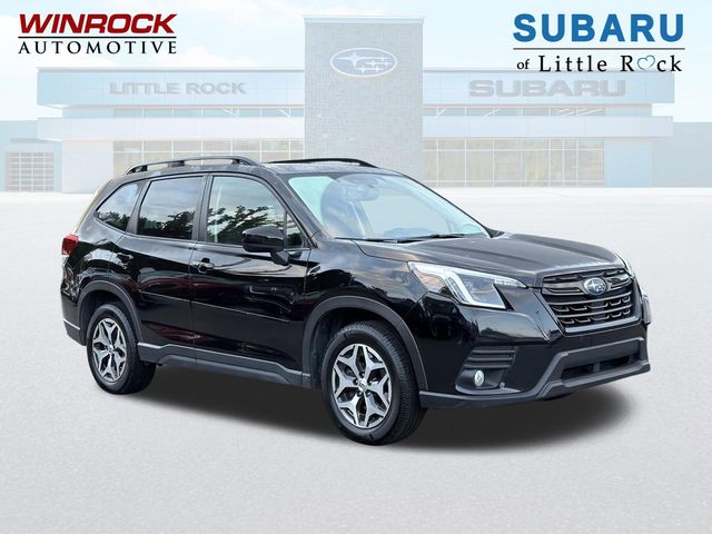 2023 Subaru Forester Premium's photo