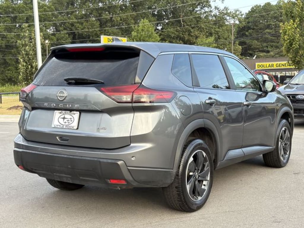 Used 2025 Nissan Rogue SV SUV