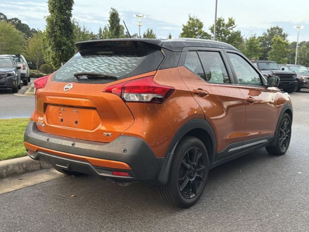 Used 2020 Nissan Kicks SR SUV