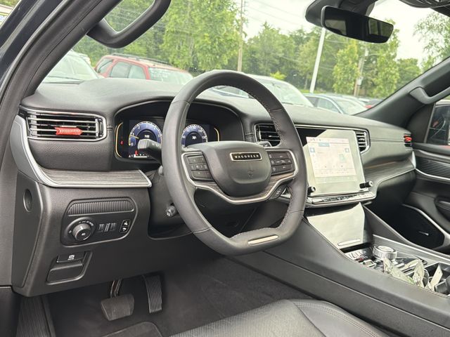 2024 Jeep Wagoneer L Series II - Photo 10