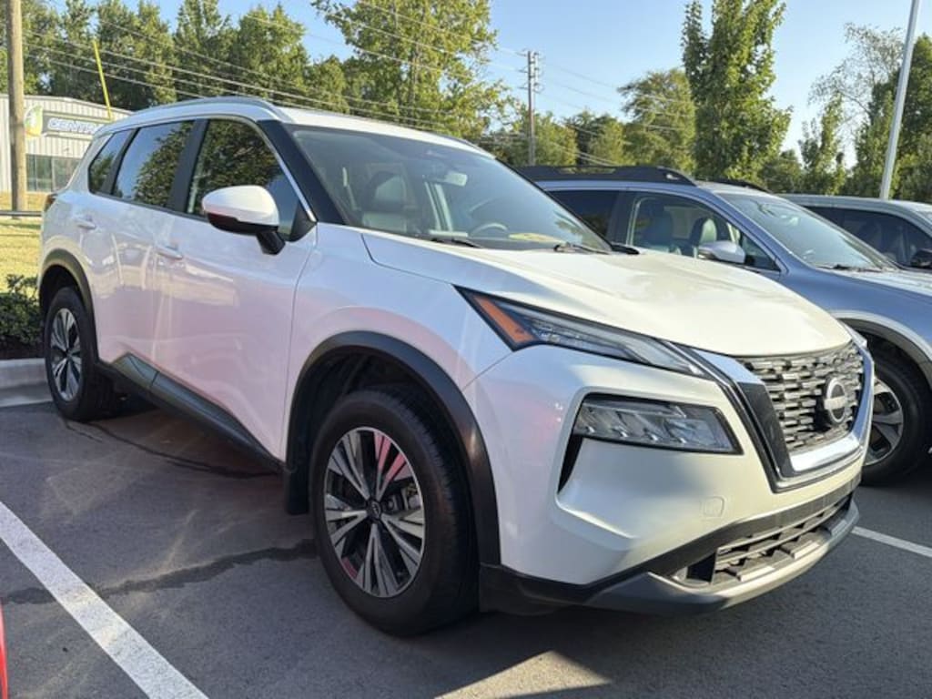 Used 2023 Nissan Rogue SV SUV
