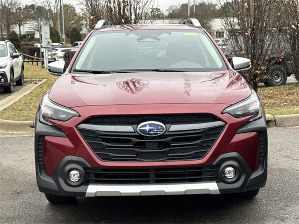 Used 2025 Subaru Outback Touring SUV